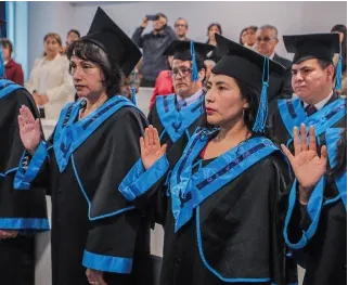 Colación y entrega de diplomas de Maestría y Doctorado