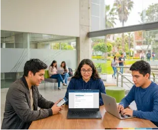Encuesta de percepción estudiantil sobre el desempeño académico del docente y jefe de práctica