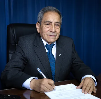 Dr. NICOLAS FRANCISCO BOLAÑOS CERRILLO